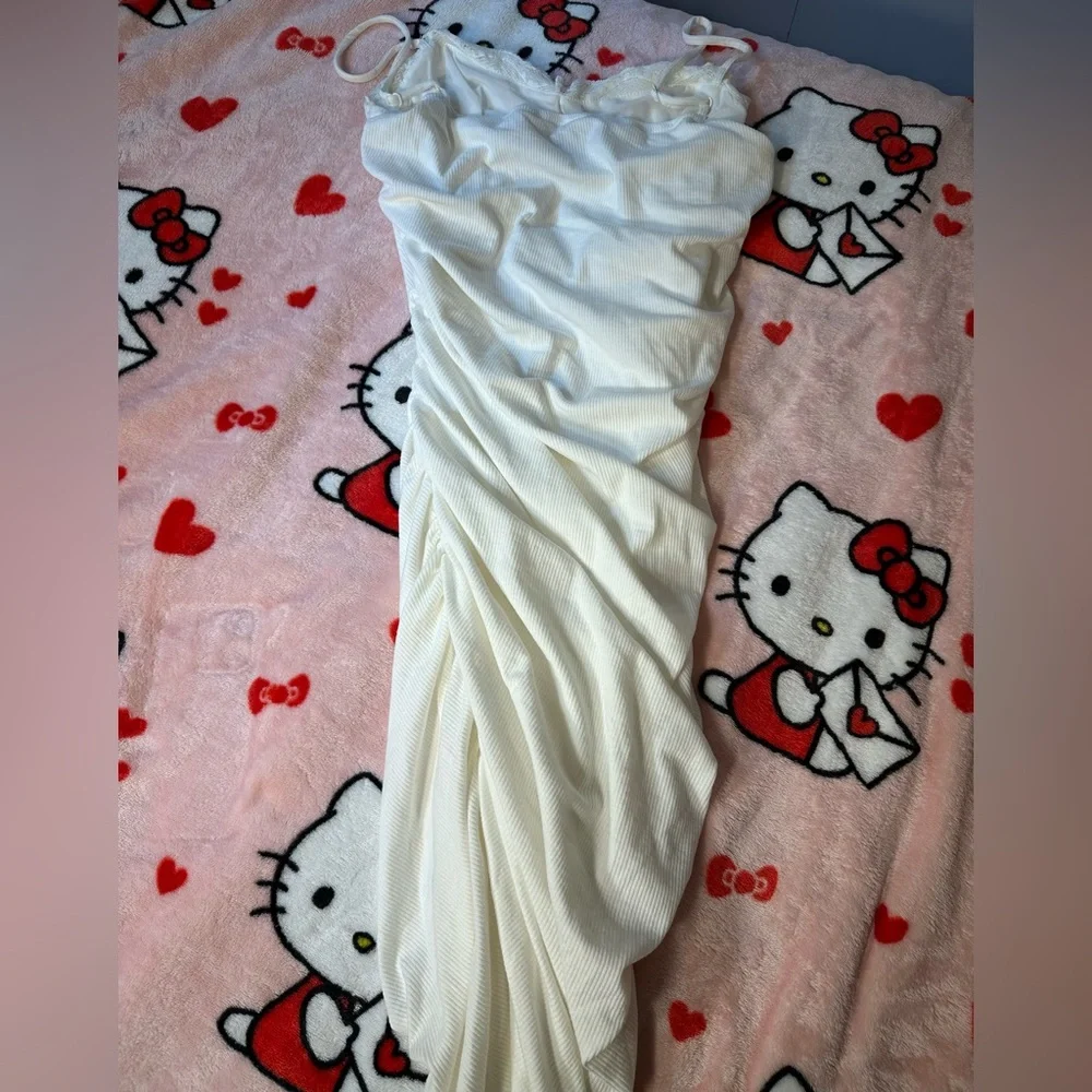 Women’s Princess Polly white ruched midi bodycon dress with lace trimming & bow - Picture 6 of 6